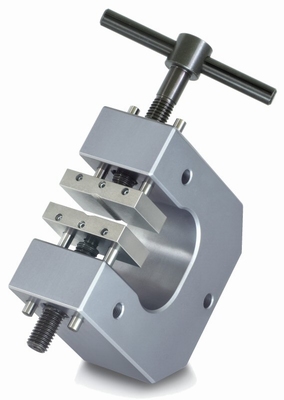 2x screw-in tension clamp with 1 set of jaws, Fmax 5 kN