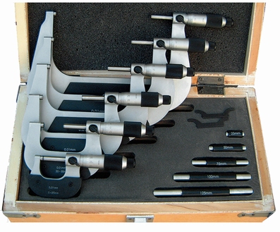 Set 6 outside micrometers,  Ø6.5 mm, 0.5mm, 0~150 mm