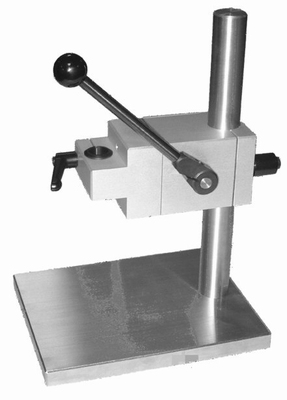 High precision stand for probe alphaDUR