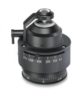 ”Swing-out” condenser N.A. 0,9 / 0,13 can be centred (with aperture diaphragm)