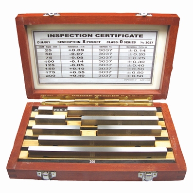 Set of 8 steel block gauges, 125~500mm, class 0